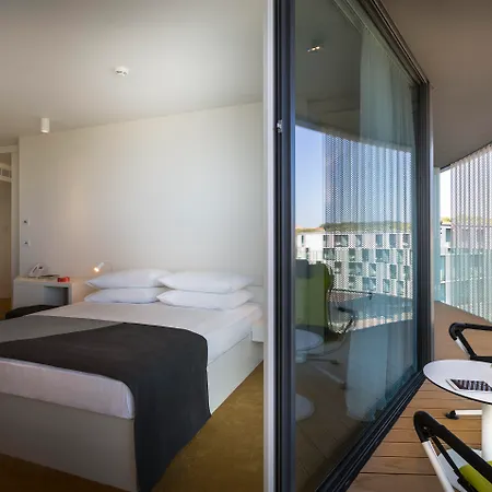 Maistra Select Family Amarin 4*