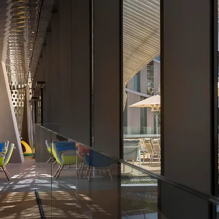 Maistra Select Family Amarin ホテル