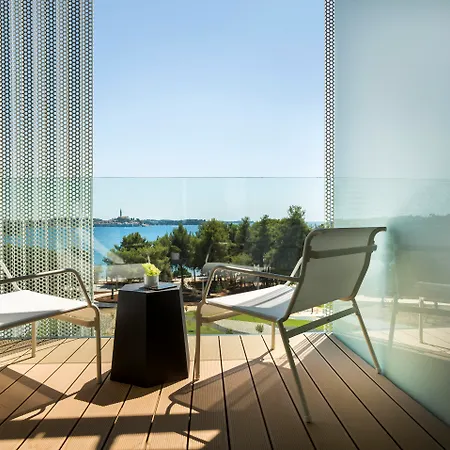 Maistra Select Family Amarin Hotel 4*