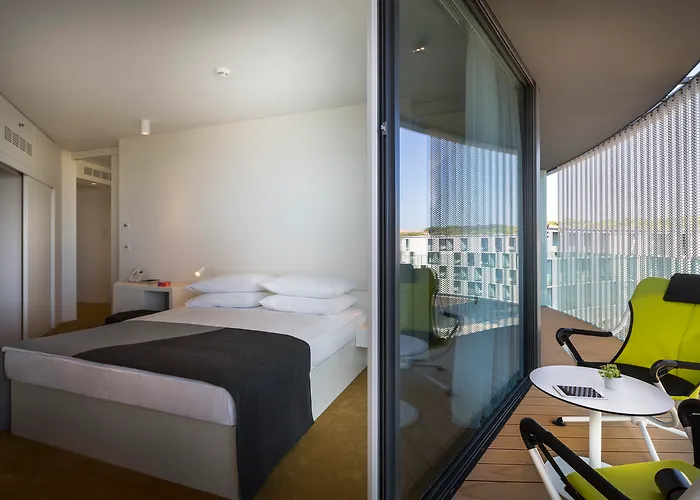 Maistra Select Family Amarin 4*