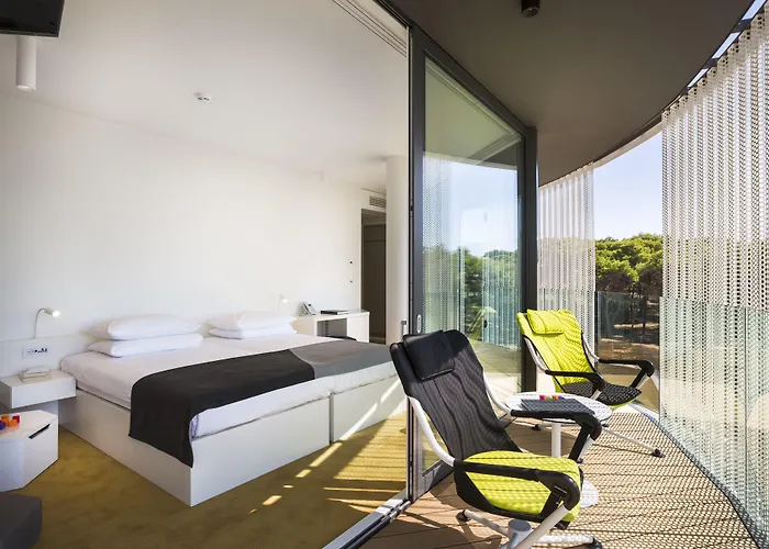 Maistra Select Family Amarin Hotell 4*