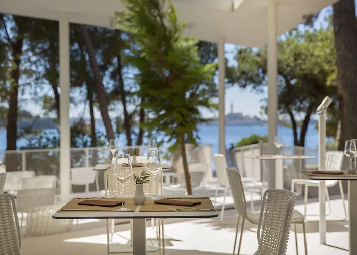 Maistra Select Family Amarin Hotell