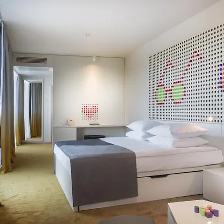 Maistra Select Family Amarin Hotel