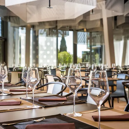 Maistra Select Family Amarin Hotel