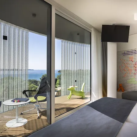 Maistra Select Family Amarin 4*