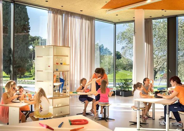 Maistra Select Family Amarin