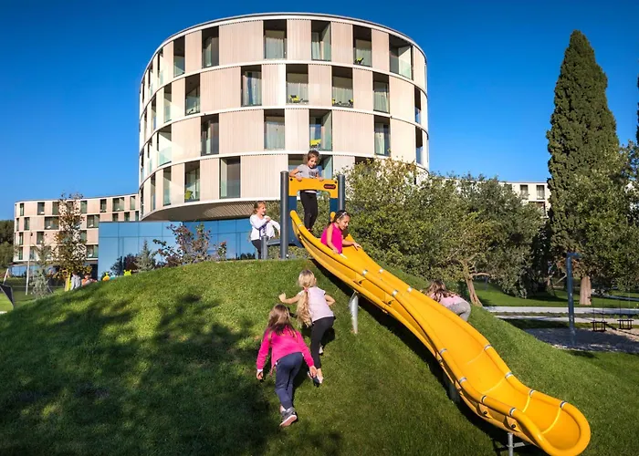 Maistra Select Family Amarin