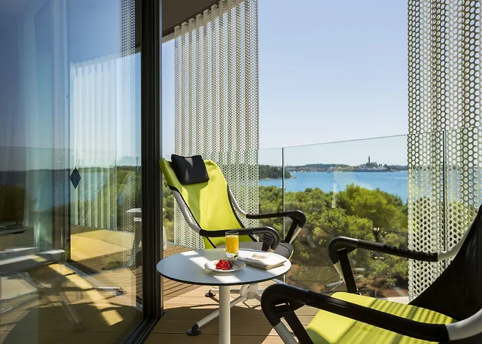 Maistra Select Family Amarin