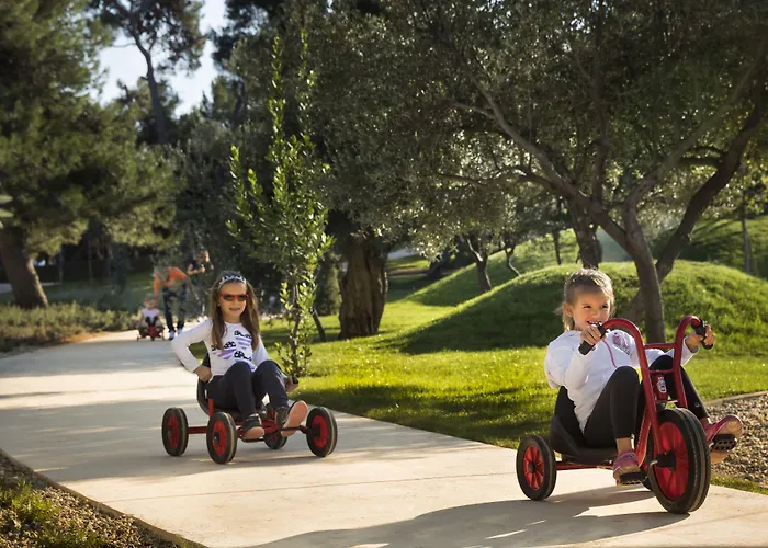 Maistra Select Family Amarin